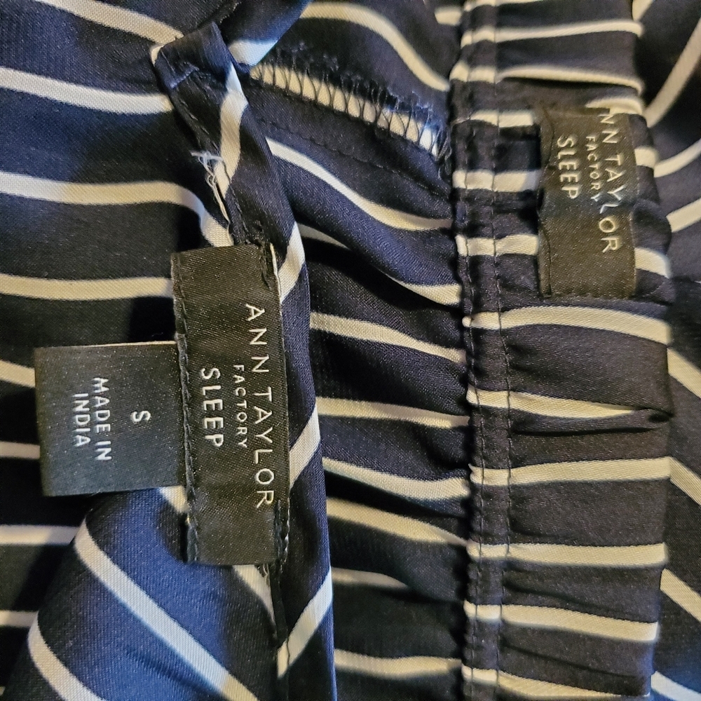 Ann Taylor sleepwear set - Picture 10 of 11